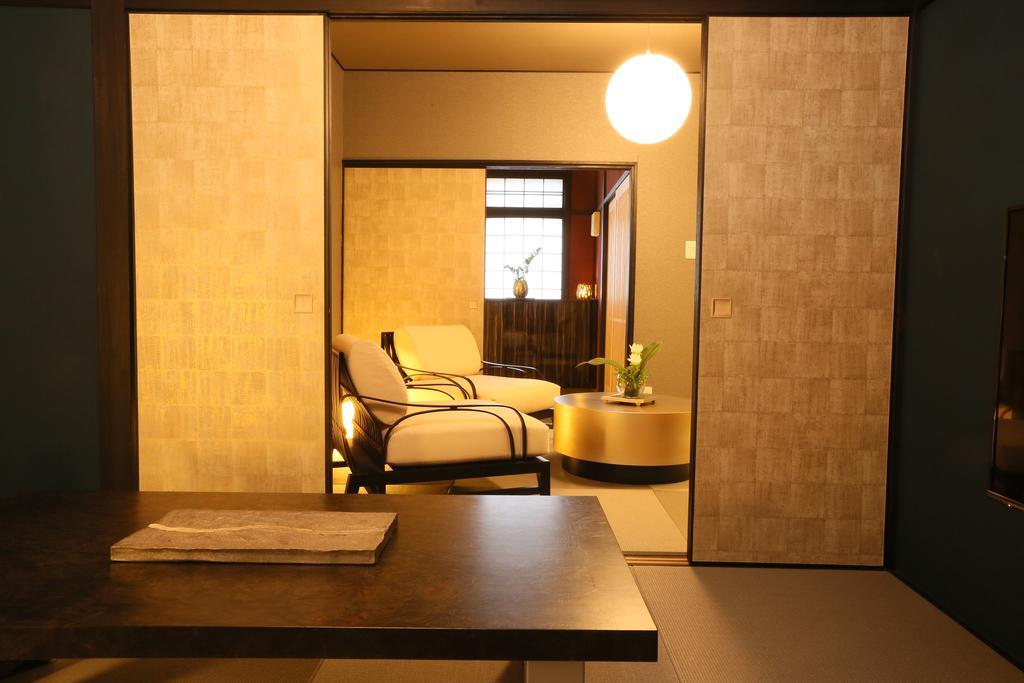 Hosta Nijo Aoi Villa Kyoto Exterior photo